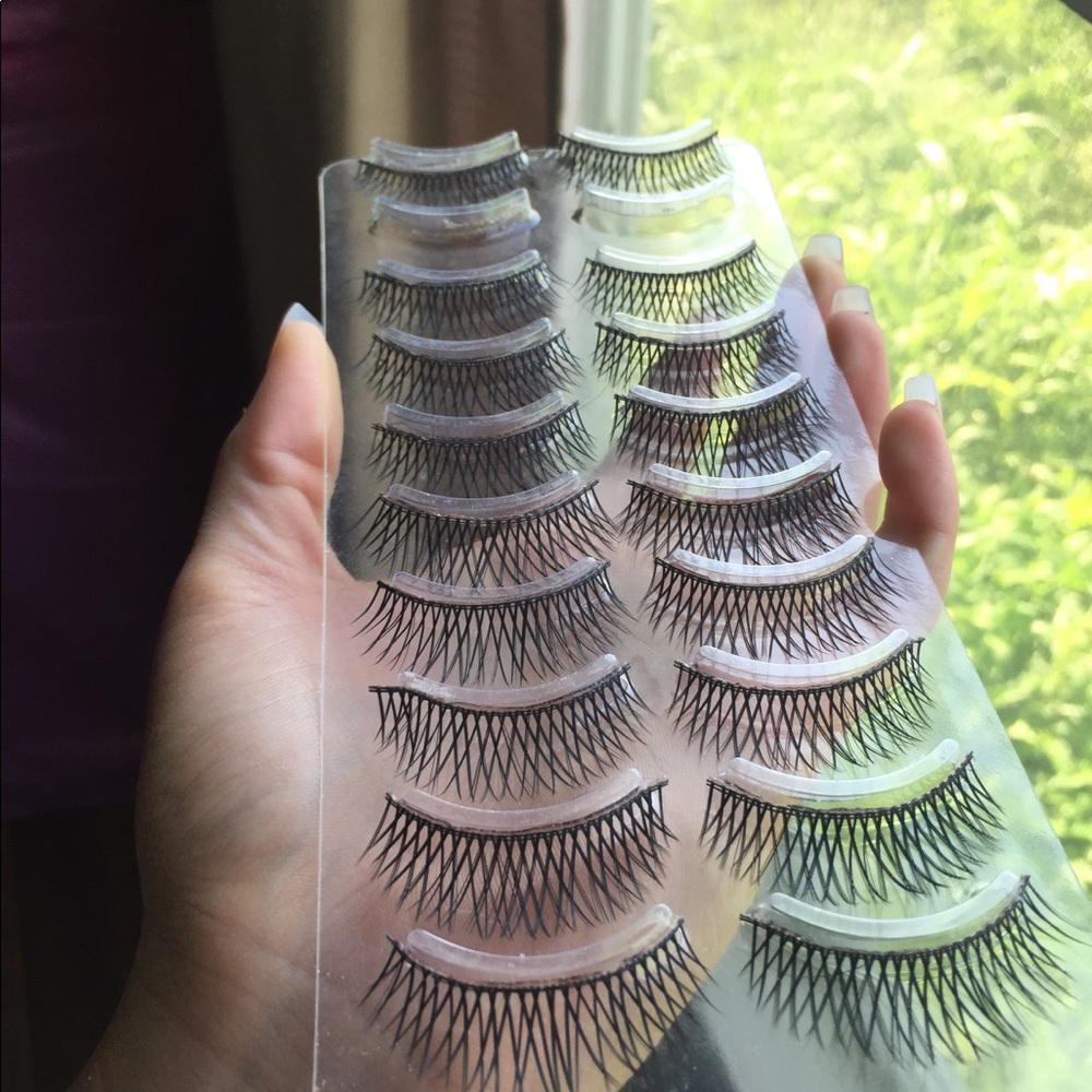 Eyelashes!